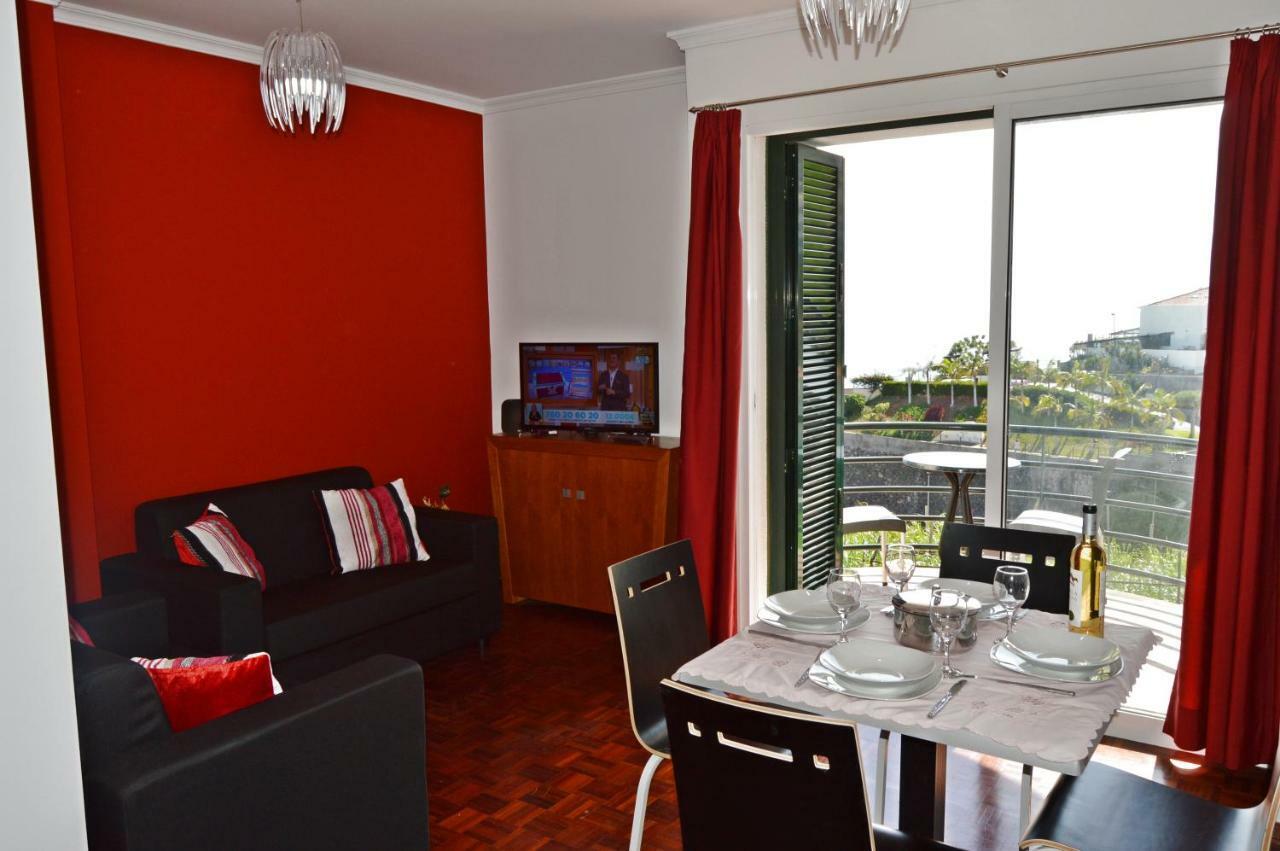 Apartment In Câmara de Lobos Esterno foto
